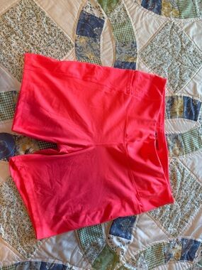 Athletic Works Women’s Neon Pink Bike Shorts